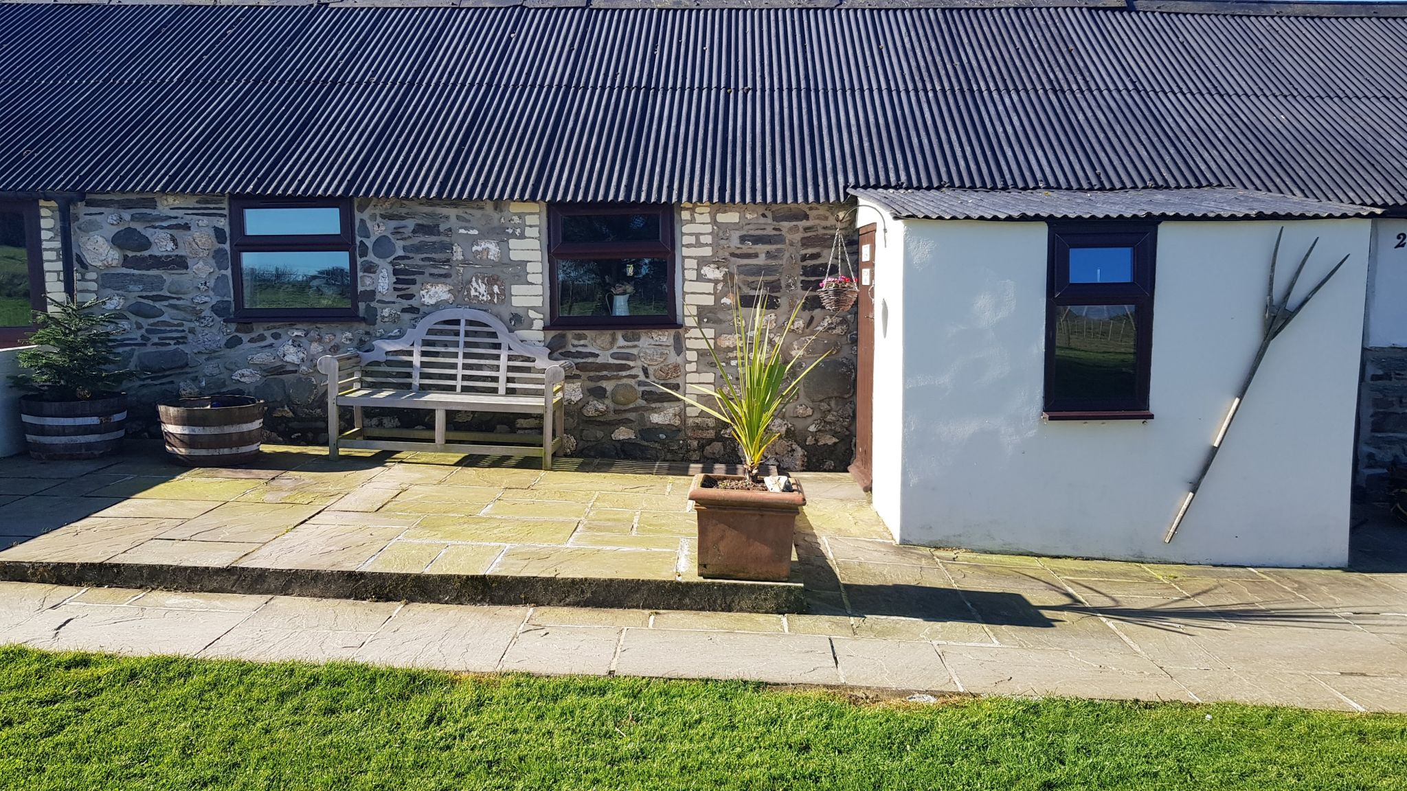 Cardigan Bay: Byre Cottages