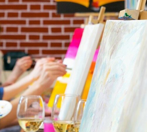 Paint N Sip Event for Parties – guest post
